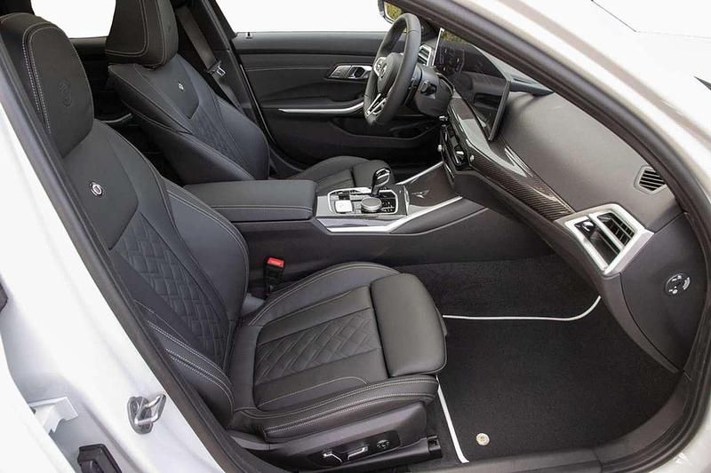 Neu Alpina D3 355 PS (261 kW) 2026 Mineralweiß metallic Kombi