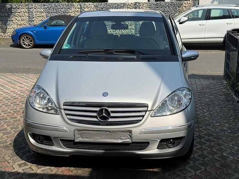 Silber Gebraucht 2006 Mercedes A170 Elegance Van / Kleinbus | 5.250 € (Fairer Preis) - Bild 1/4