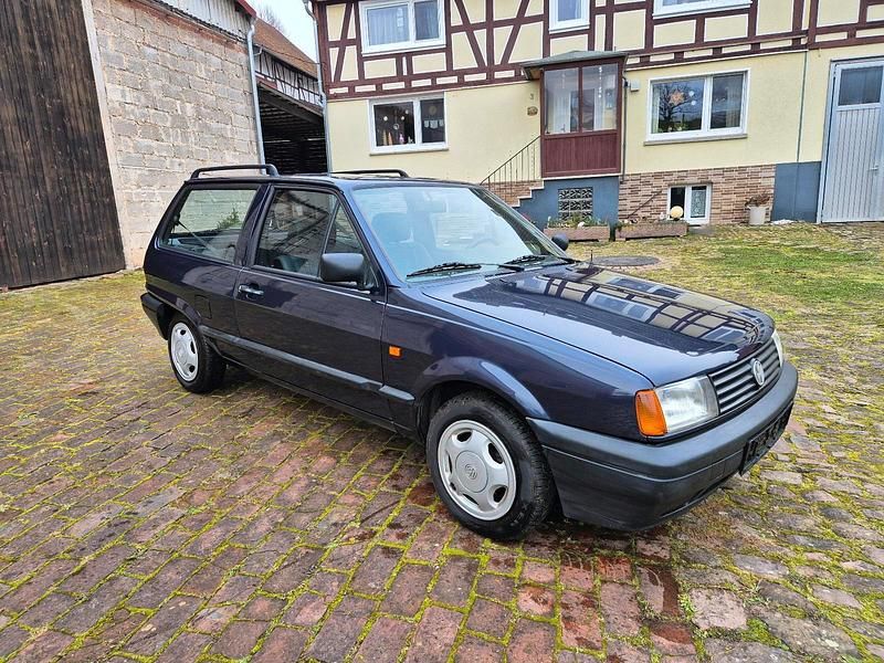 Blau Gebraucht 1994 VW Polo Kombi | 950 € - Bild 1/4