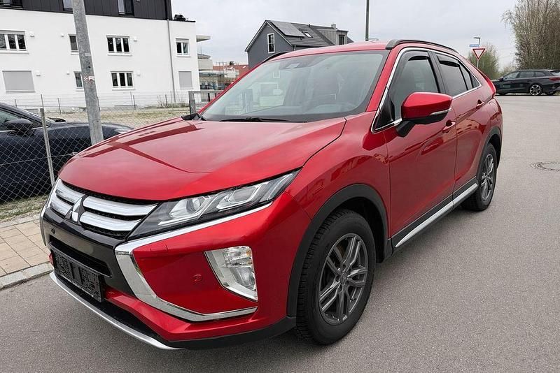 Gebraucht Mitsubishi Eclipse Cross Edition 163 PS (119 kW) 2018 Rot SUV