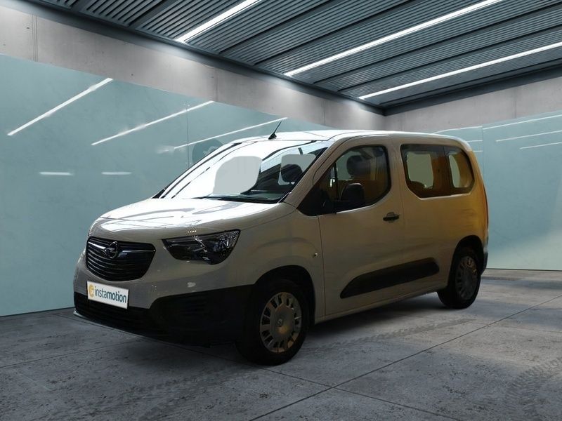 Gebraucht Opel Combo-e Life Ultimate 100 kW (136 PS) 2022 Weiß Van / Kleinbus