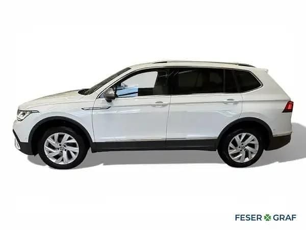 Gebraucht VW Tiguan Allspace 150 PS (110 kW) 2022 Pure white SUV