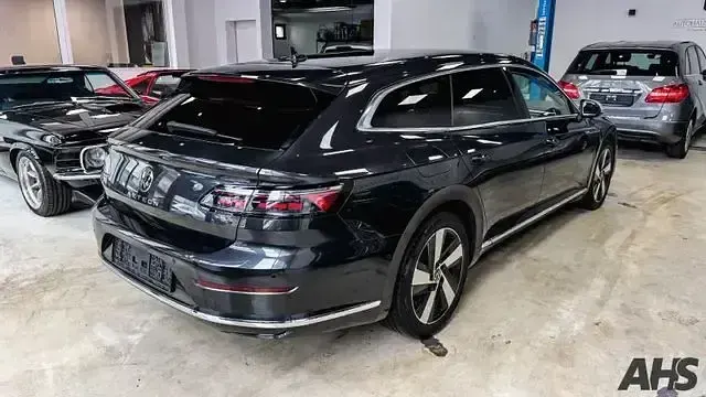 Gebraucht VW Arteon Elegance 150 PS (110 kW) 2022 Grau Limousine