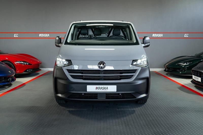 Neu VW Transporter 100 kW (136 PS) 2026 Stone grey Van