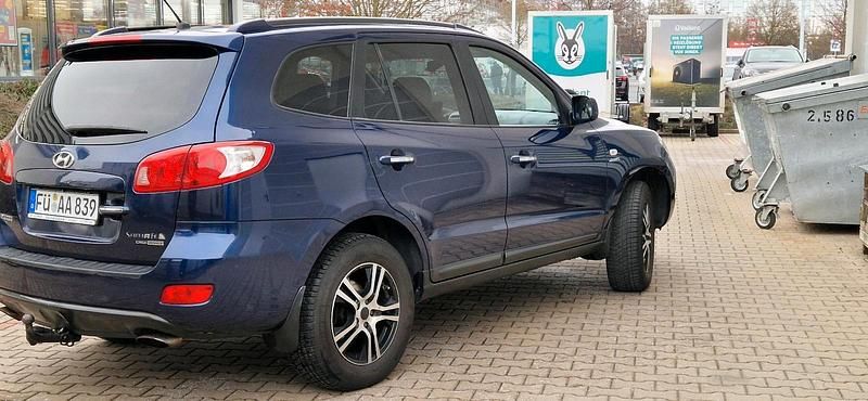 Blau Gebraucht 2008 Hyundai Santa Fe SUV | 5.900 € (Fairer Preis) - Bild 1/4
