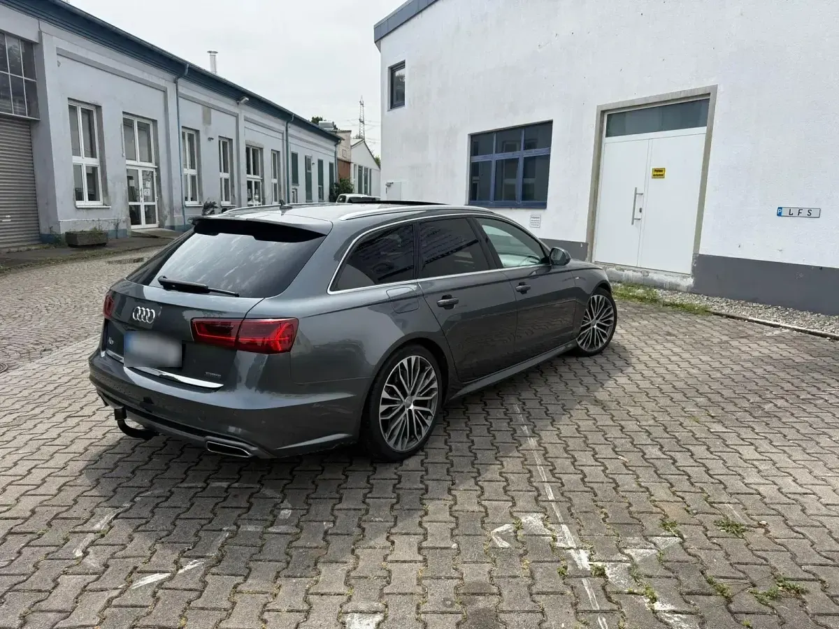 Gebraucht Audi A6 Business Plus 272 PS (200 kW) 2015 Grau Kombi