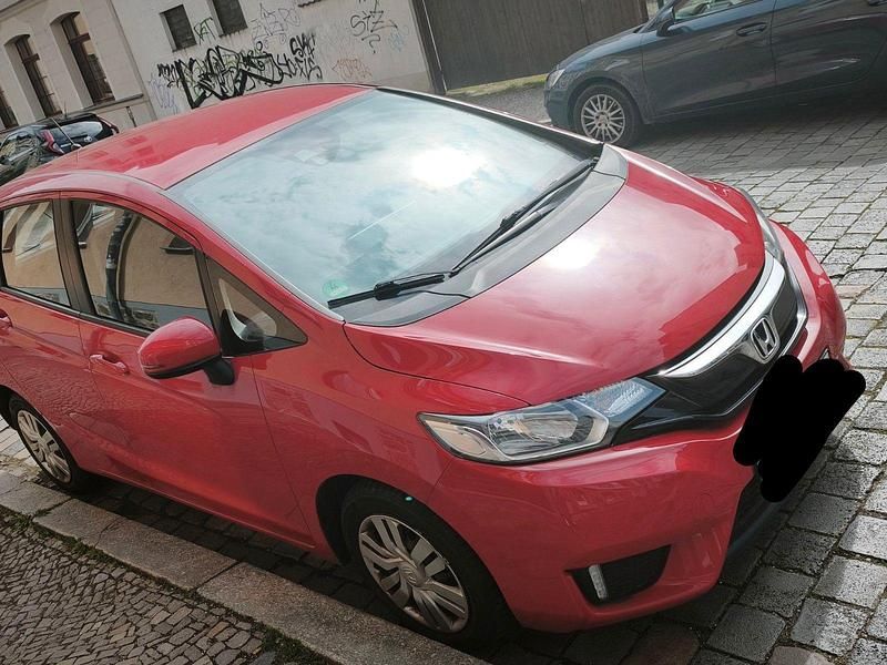 Gebraucht Honda Jazz Elegance 102 PS (75 kW) 2016 Rot Kleinwagen
