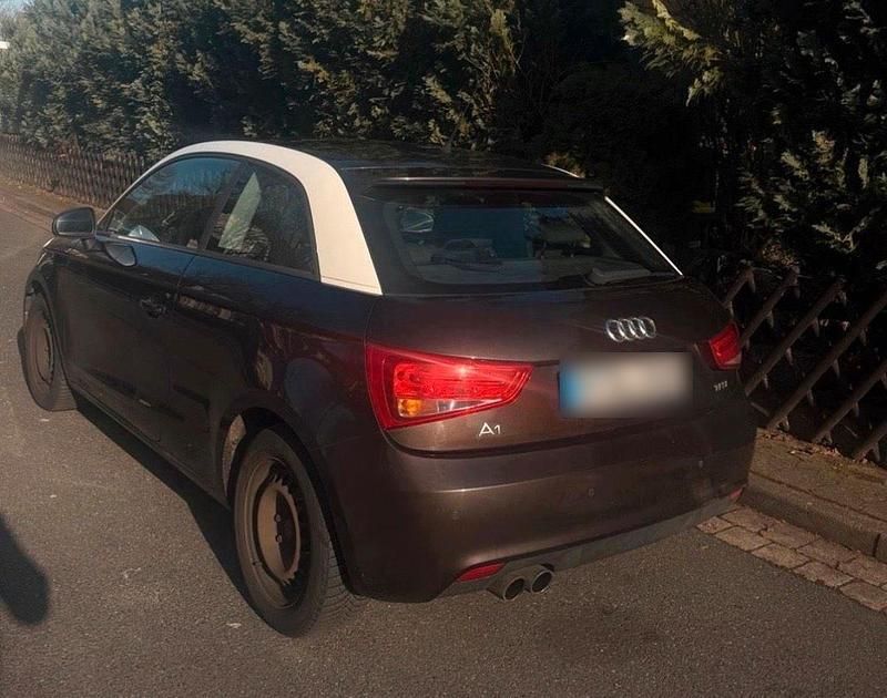 Usata Audi A1 122 CV (89 kW) 2011 Marrone Utilitaria