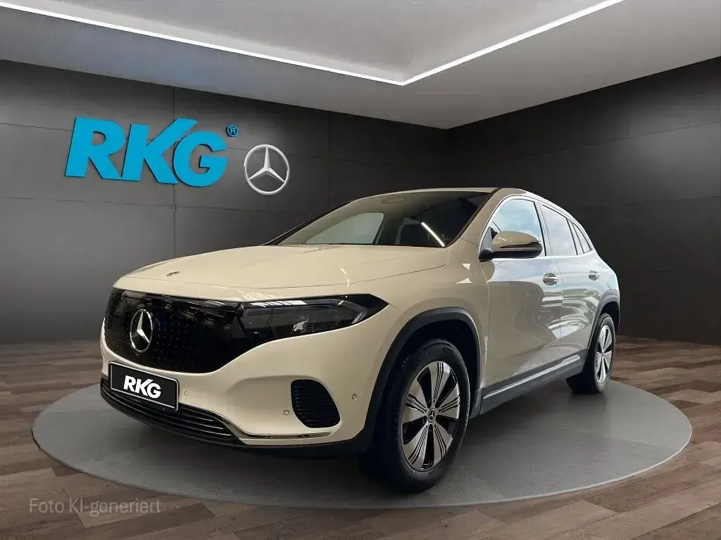 Gebraucht Mercedes EQA250+ Progressive 139 kW (190 PS) 2025 Weiß SUV