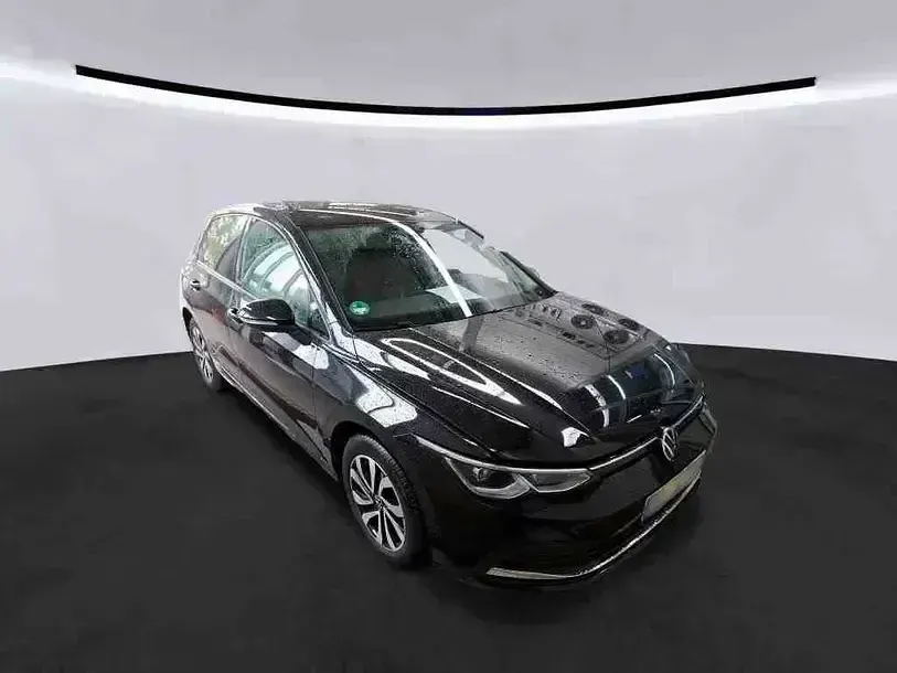 Gebraucht VW Golf VIII Active 150 PS (110 kW) 2023 Schwarz Limousine