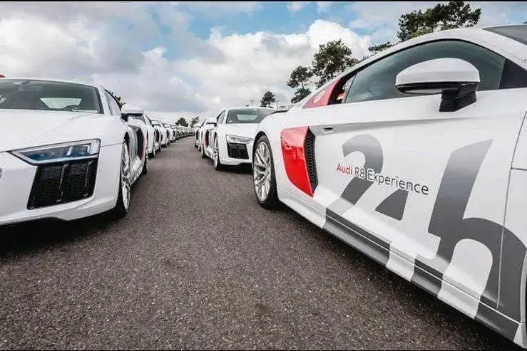 Gebraucht Audi R8 Coupé Sport 610 PS (448 kW) 2016 Weiß Coupé