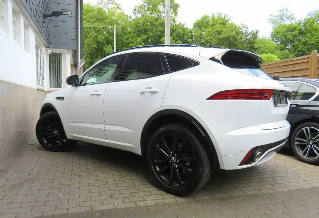 Gebraucht Jaguar E-Pace R-Dynamic 250 PS (183 kW) 2023 Weiß SUV
