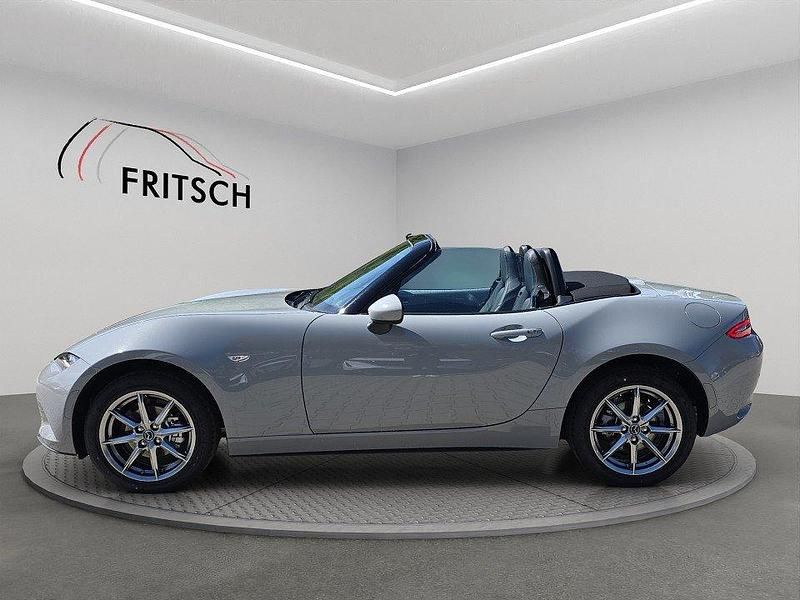 Neu Mazda MX5 Exclusive-Line 132 PS (97 kW) 2026 Grau Cabrio