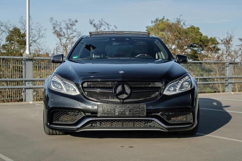 Schwarz Gebraucht 2013 Mercedes E63S AMG AMG Limousine | 34.000 € - Bild 1/4