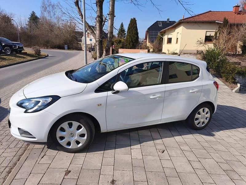 Gebraucht Opel Corsa 90 PS (66 kW) 2017 Schneeweiß Kleinwagen