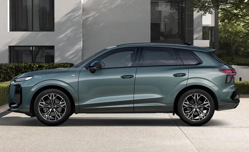 Neu Audi Q3 S-Line 204 PS (150 kW) 2025 Salbeigrün metallic SUV