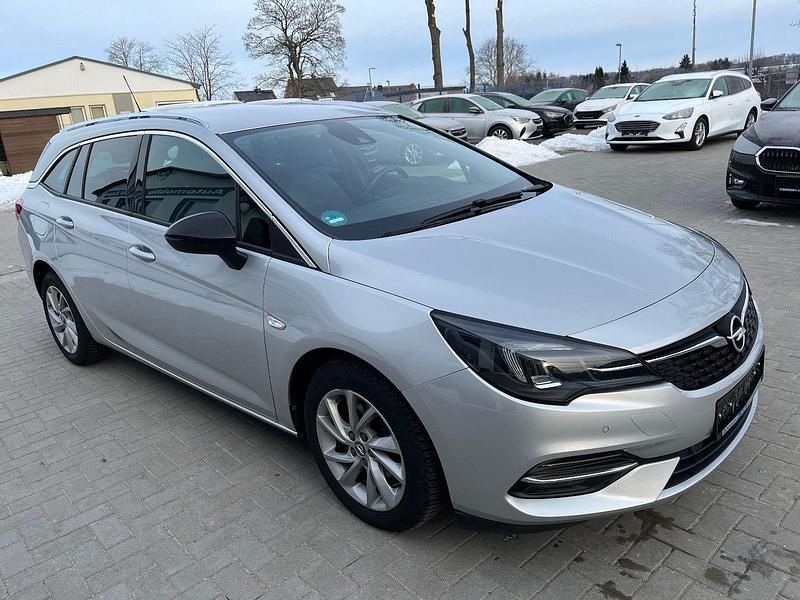Gebraucht Opel Astra Elegance 122 PS (89 kW) 2022 Silber Kombi