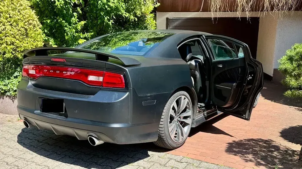 Gebraucht Dodge Charger 477 PS (350 kW) 2012 Schwarz Limousine