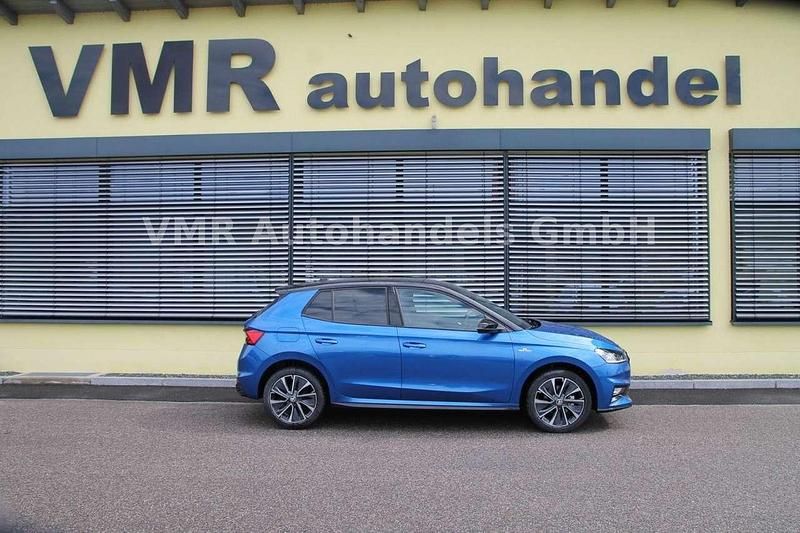 Blau Gebraucht 2023 Skoda Fabia Monte Carlo Kleinwagen | 20.850 € (Guter Preis) - Bild 1/4