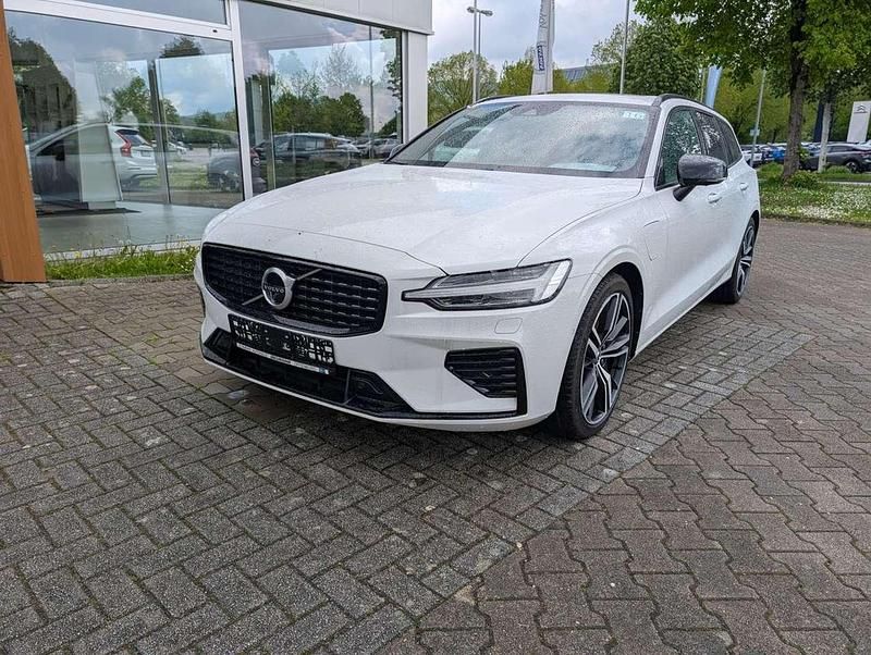 Gebraucht Volvo V60 R-Design 392 PS (288 kW) 2020 Ice white, solid Kombi