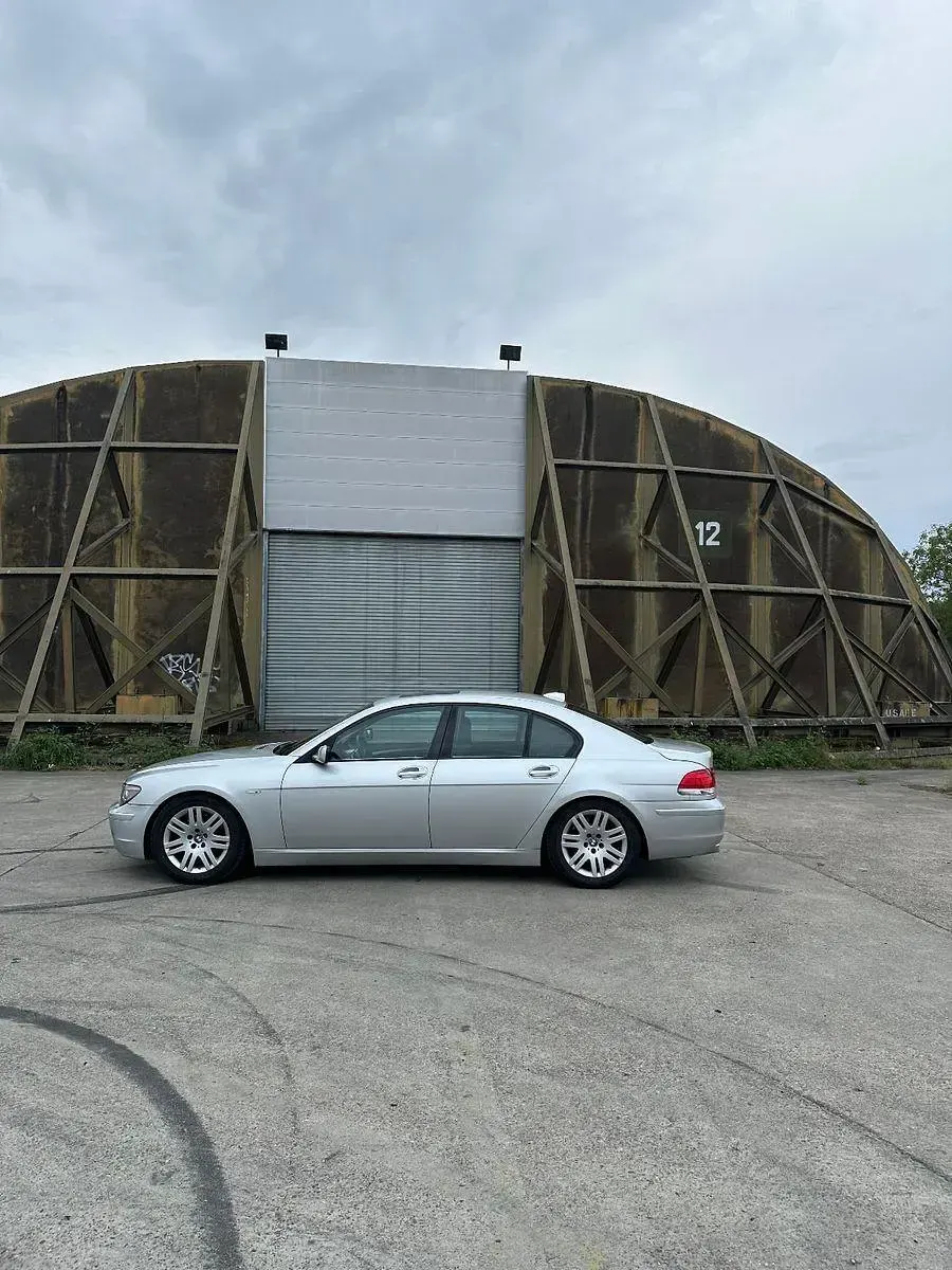 Brugt BMW 730 Performance 231 HK (169 kW) 2006 Sølv Sedan