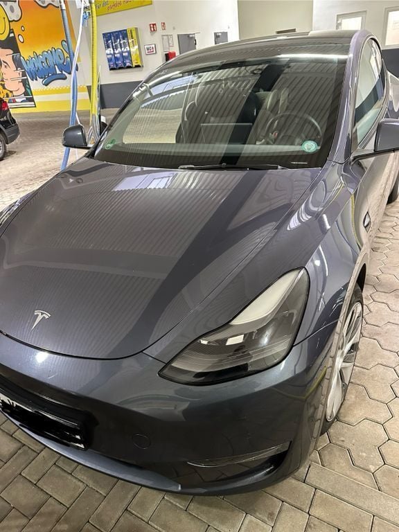 Grau Gebraucht 2022 Tesla Model Y Long Range SUV | 30.000 € (Guter Preis) - Bild 1/4