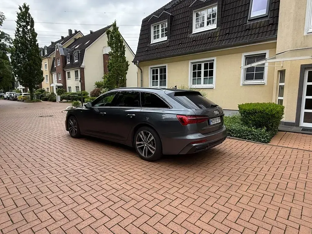 Używany Audi A6 S-Line 286 KM (210 kW) 2019 Szary Kombi