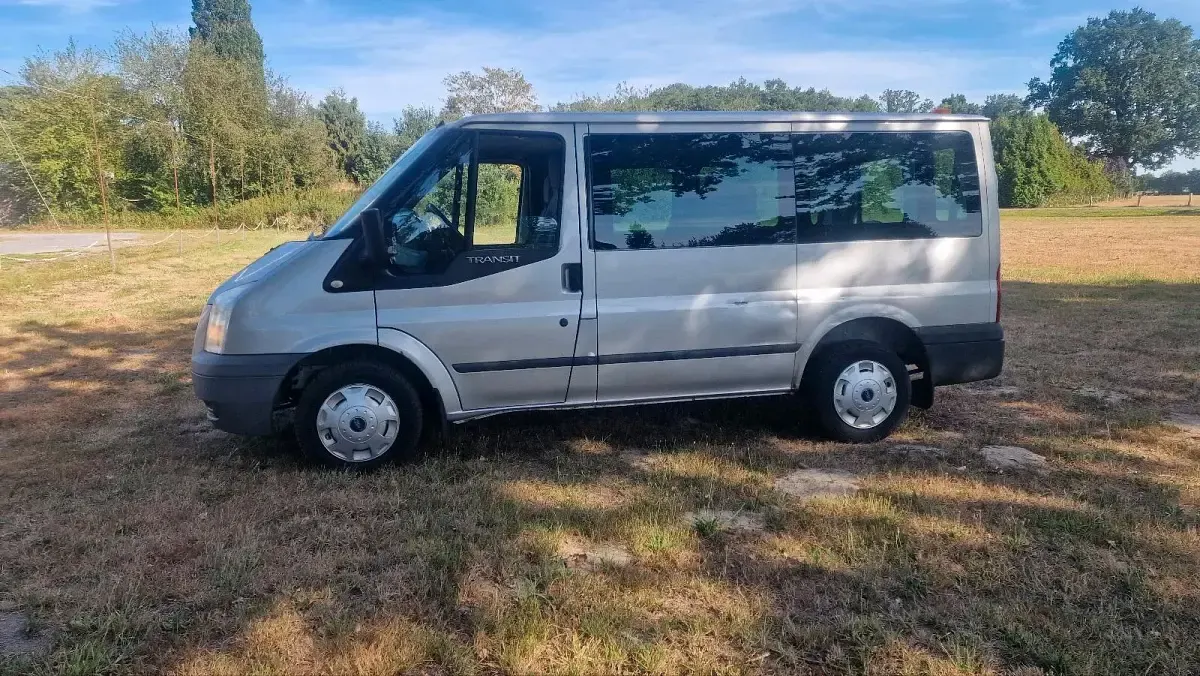 Gebraucht Ford Transit 101 PS (74 kW) 2012 Silber Van