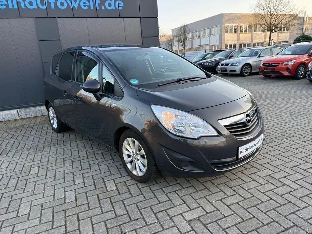 Gebraucht Opel Meriva Active 140 PS (102 kW) 2013 Grau Van / Kleinbus