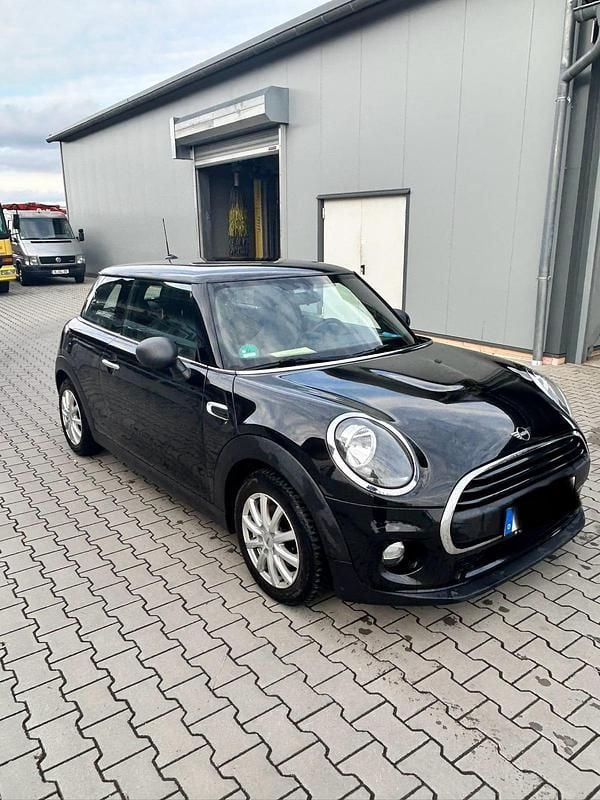 Gebraucht Mini ONE 102 PS (75 kW) 2018 Schwarz Kleinwagen