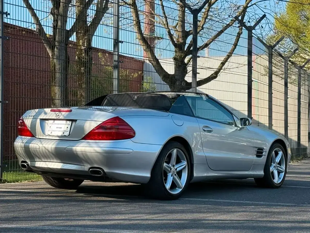 Gebraucht Mercedes SL500 AMG 306 PS (225 kW) 2004 Silber Cabrio
