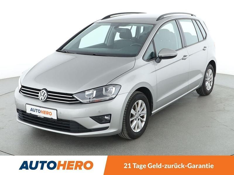 Silber Gebraucht 2015 VW Golf Sportsvan Comfortline Van / Kleinbus | 11.900 € (Fairer Preis) - Bild 1/3