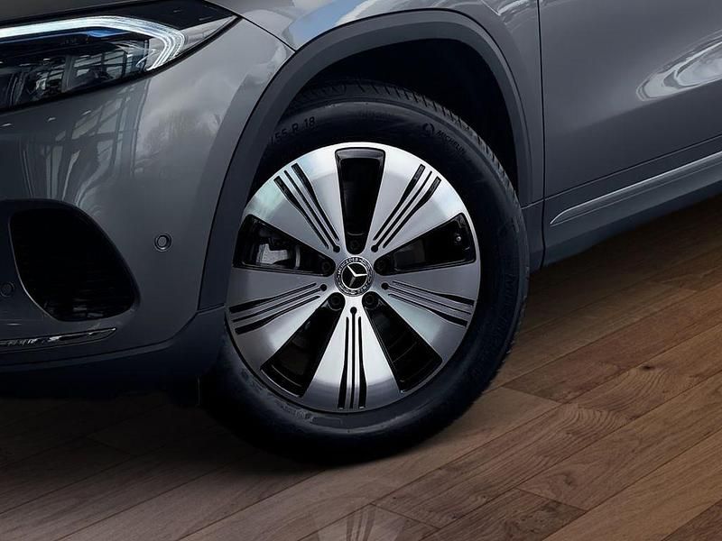 Gebraucht Mercedes EQA300 Progressive 167 kW (228 PS) 2024 Grau SUV