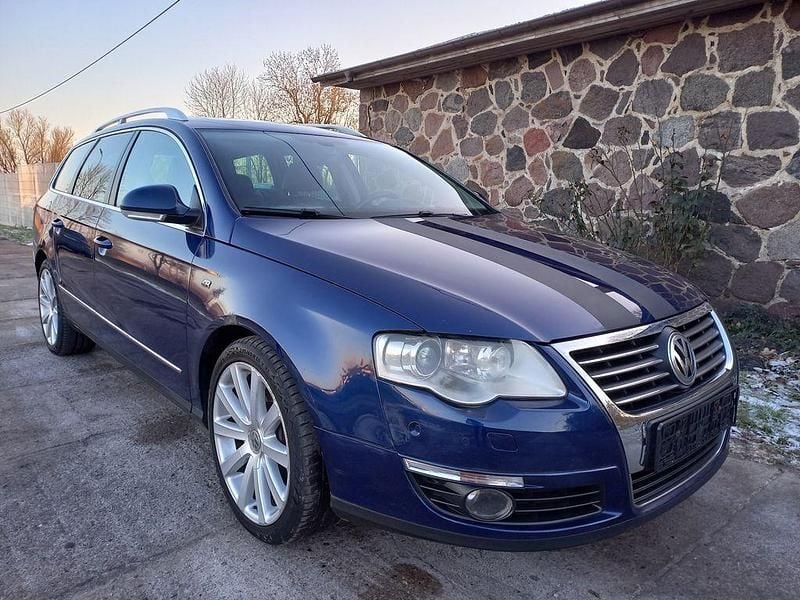 Blau Gebraucht 2008 VW Passat Highline Kombi | 4.450 € (Guter Preis) - Bild 1/4