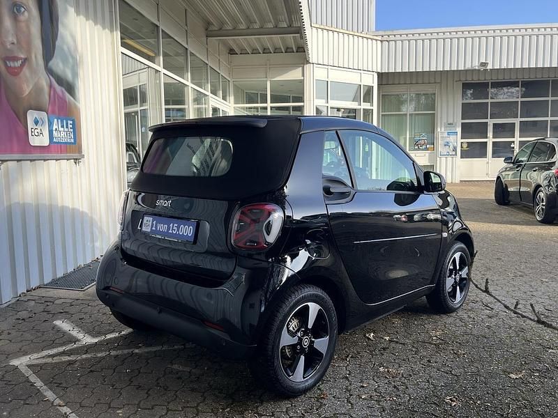 Gebraucht Smart ForTwo Electric Drive Exclusive 60 kW (82 PS) 2023 Schwarz Cabrio