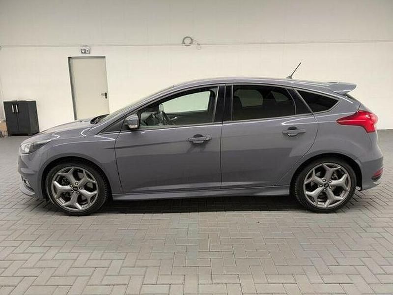 Second-hand Ford Focus ST 250 CP (183 kW) 2018 Gri Berlinǎ