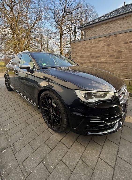 Gebraucht Audi S3 Sport 300 PS (220 kW) 2014 Schwarz Limousine