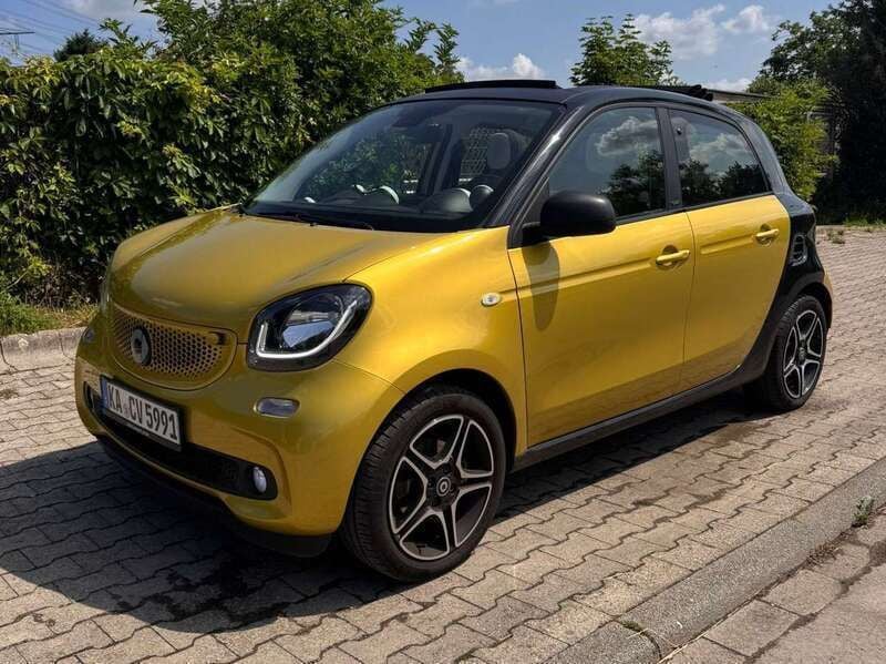 Gold Gebraucht 2017 Smart ForFour Passion Kleinwagen | 11.000 € (Fairer Preis) - Bild 1/4