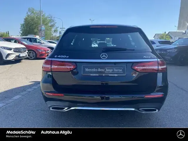 Gebraucht Mercedes E400 AMG 330 PS (242 kW) 2020 Lack obsidianschwarz (metallic) Kombi