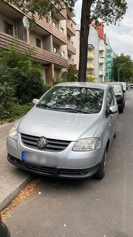 Silber Gebraucht 2007 VW Fox Kleinwagen | 1.000 € (Superpreis) - Bild 1/4