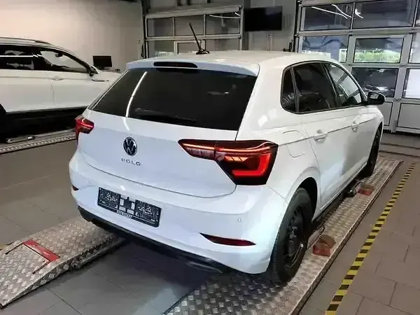 Gebraucht VW Polo Style 95 PS (69 kW) 2022 Pure white Kleinwagen