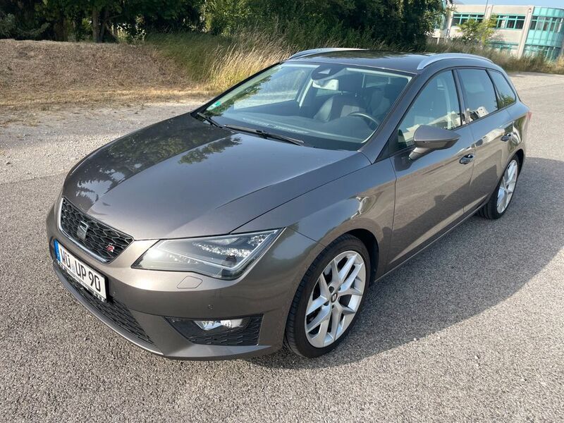 Grau Gebraucht 2014 Seat Leon ST FR Kombi | 12.000 € (Fairer Preis) - Bild 1/4