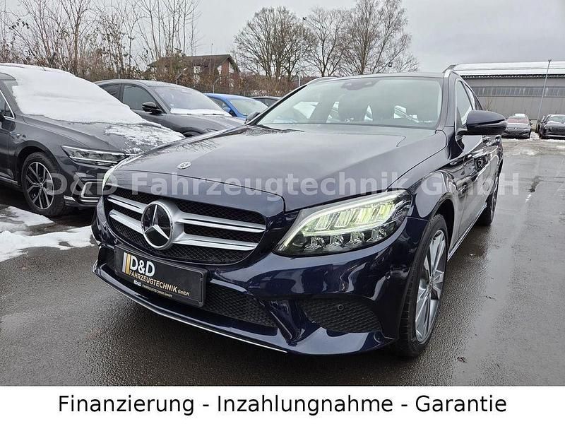 Gebraucht Mercedes C300e Avantgarde 306 PS (225 kW) 2020 Cavansitblau Kombi
