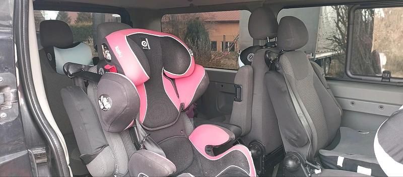 Gebraucht Opel Vivaro 145 PS (106 kW) 2010 Schwarz Van / Kleinbus