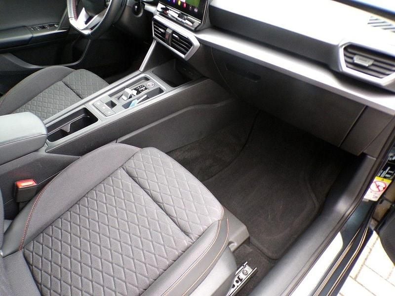Gebraucht Seat Leon FR 150 PS (110 kW) 2023 Grau Limousine