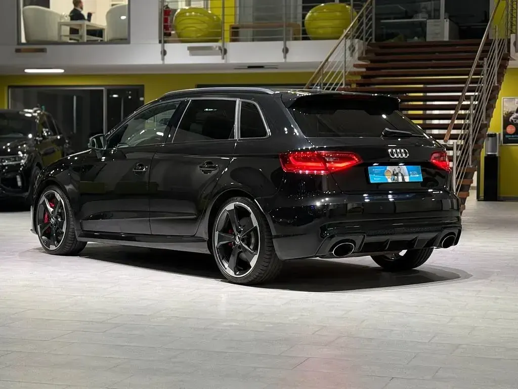 Gebraucht Audi RS3 Sport 367 PS (269 kW) 2016 Schwarz Limousine
