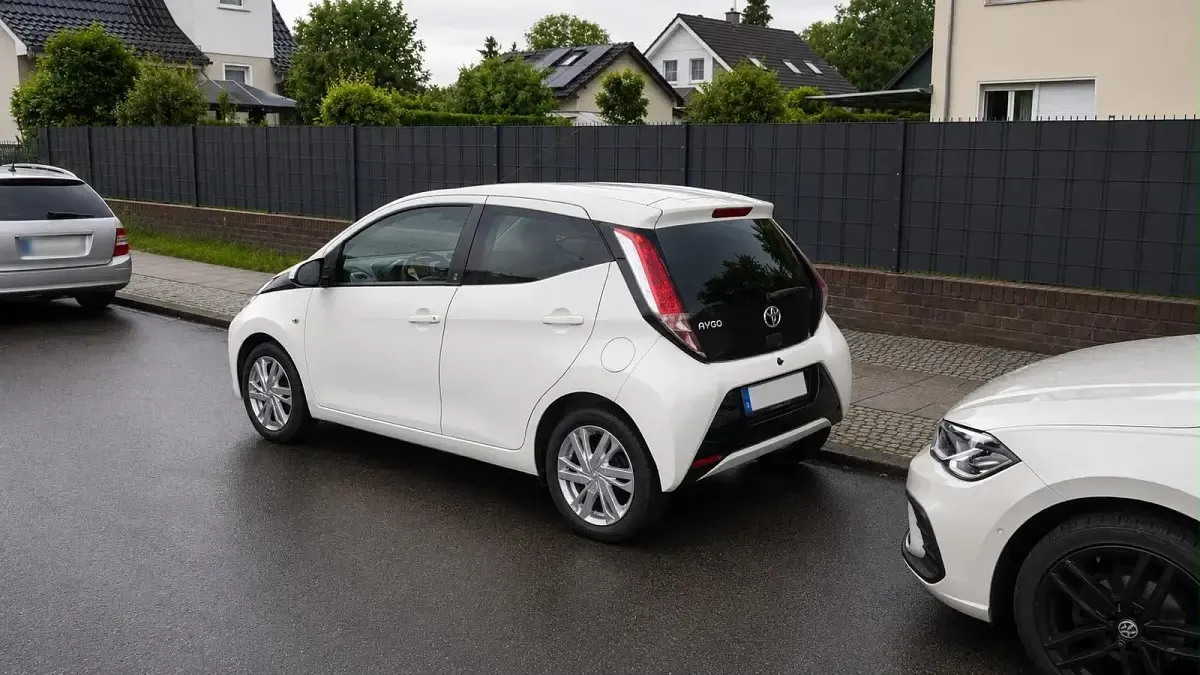 Gebraucht Toyota Aygo Team 72 PS (52 kW) 2018 Weiß Kleinwagen