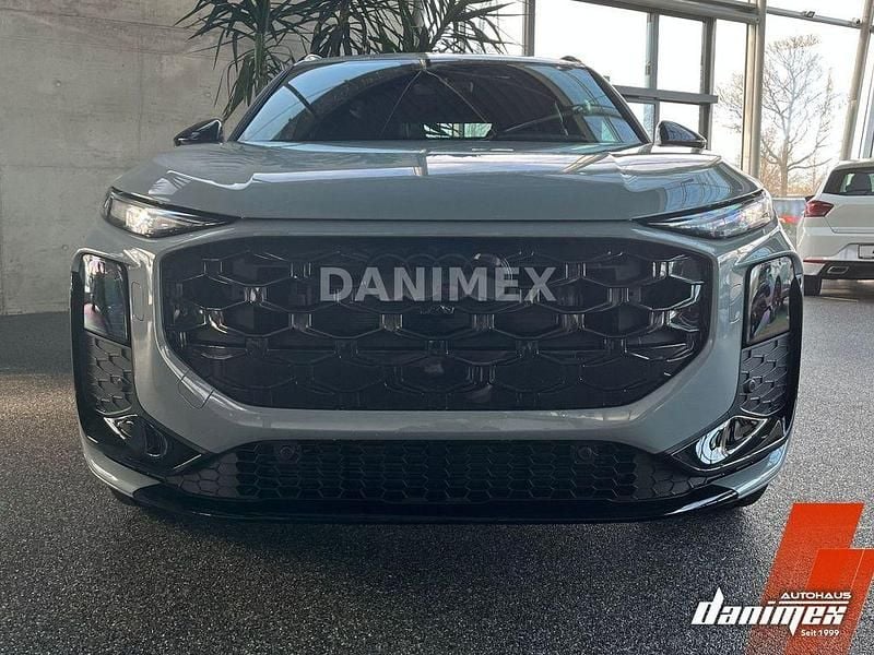 Neu Audi Q3 S-Line 150 PS (110 kW) 2026 Grau SUV