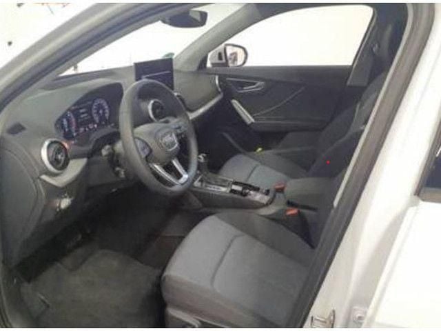 Gebraucht Audi Q2 Advanced 150 PS (110 kW) 2025 Gletscherweiß metallic SUV