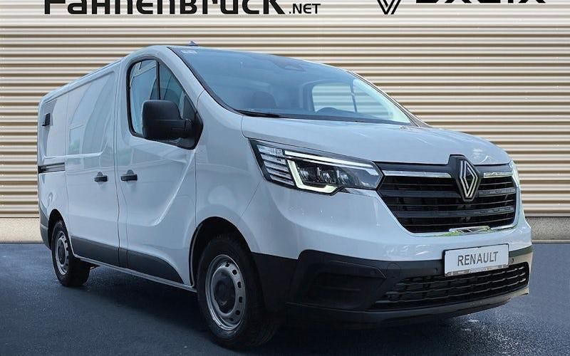 Neu Renault Trafic Komfort 110 PS (80 kW) 2025 Weiß Van / Kleinbus